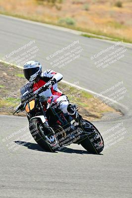 media/Apr-13-2025-TrackXperience (Sun) [[fb1ef998a6]]/Level 2 (Intermediate)/Turns 4 and 6 (Session 4)/